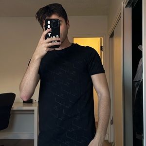 Black tee - brand new